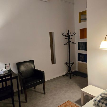 Pinto Guest Rooms Варшава Экстерьер фото