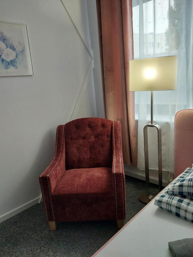 Pinto Guest Rooms Варшава Экстерьер фото