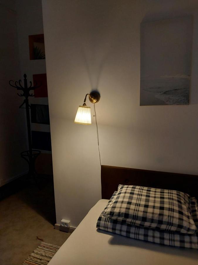 Pinto Guest Rooms Варшава Экстерьер фото